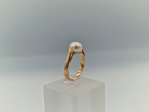 Золотое кольцо, 3.28 г, разм. 17.5