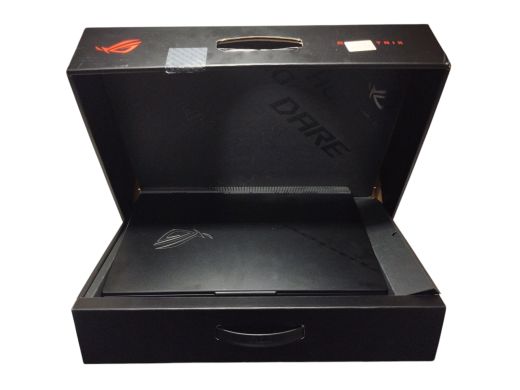 ASUS ROG Strix G733PY 