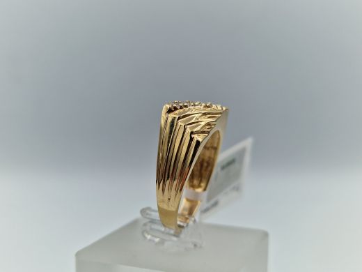 Zelta gredzens ar briljantiem, 4.67 g, izm. 18.5