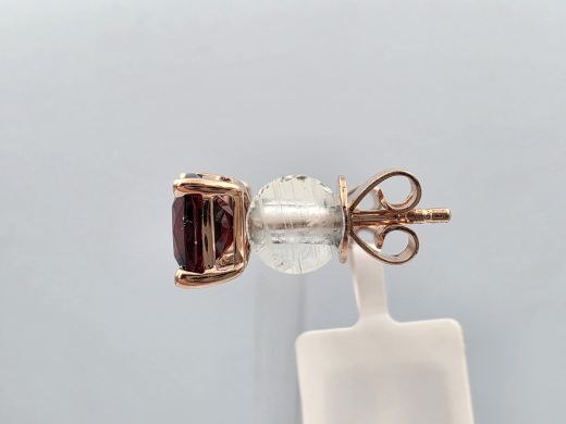 Gold earrings, 1.54 g