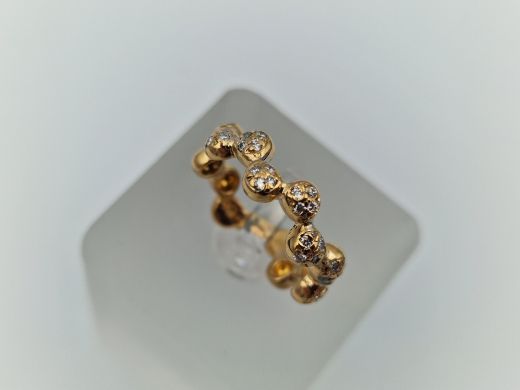 Zelta gredzens ar briljantiem, 4.28 g, izm. 15.5