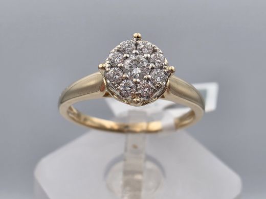 Gold ring with diamond, 2.14 g, size 16.5