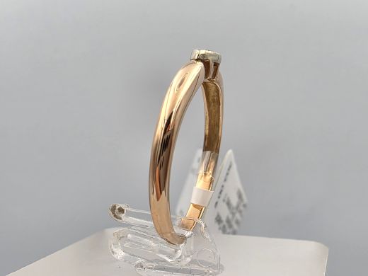 Золотое кольцо с бриллиантом, 1.84 г, разм. 17