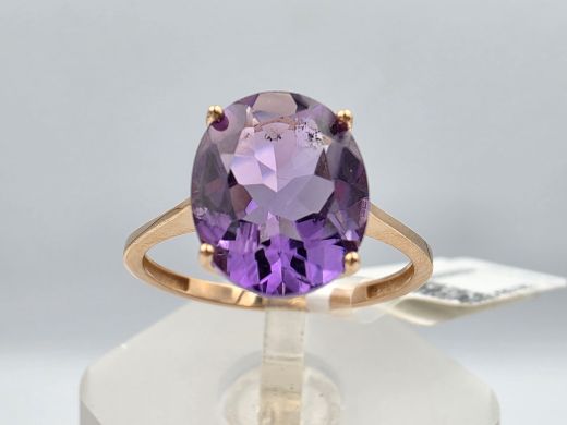 Gold ring with amethyst, 2.07 g, size 17