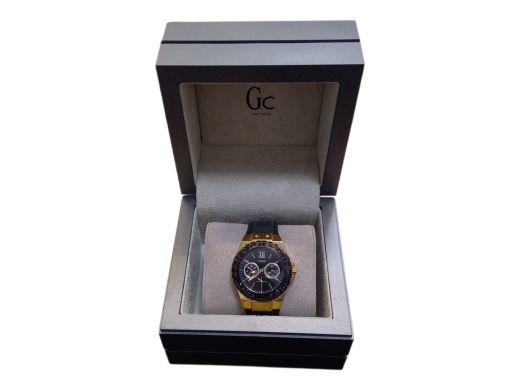 Guess W1053L7
