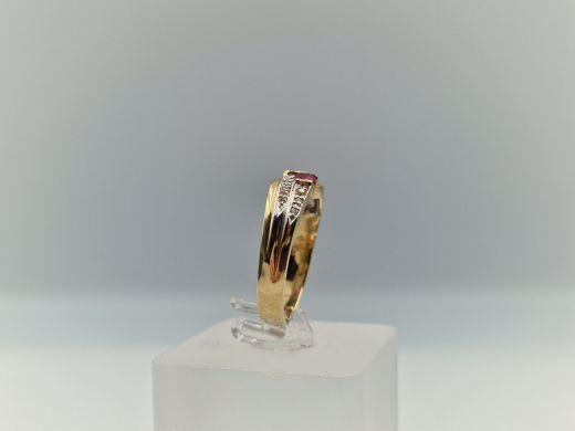 Zelta gredzens, 4.59 g, izm. 18