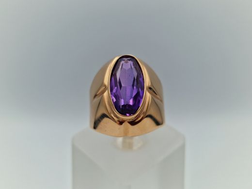 Zelta gredzens ar koraļļi, 6.48 g, izm. 18