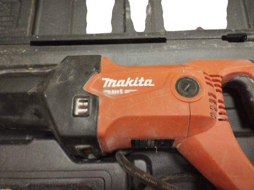 makita M4501