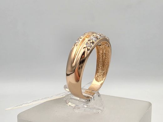 Золотое кольцо с цирконом, 2.88 г, разм. 17