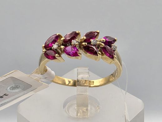 Gold ring with ruby, 2.67 g, size 17.5