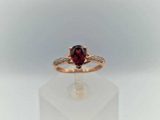 Zelta gredzens ar briljantiem un granātiem, 1.8 g, izm. 16.5