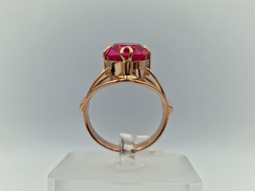 Zelta gredzens ar koraļļi, 6.93 g, izm. 18