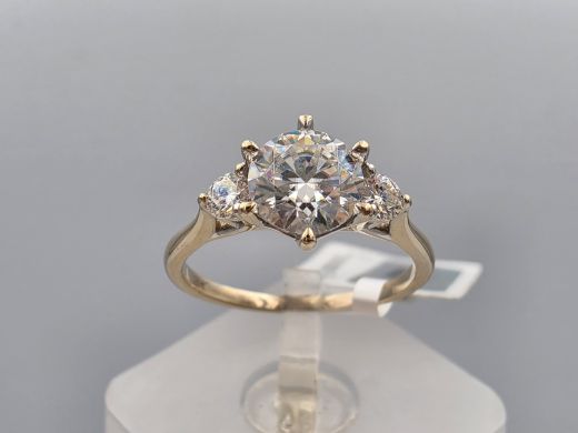 Gold ring, 2.73 g, size 16.5
