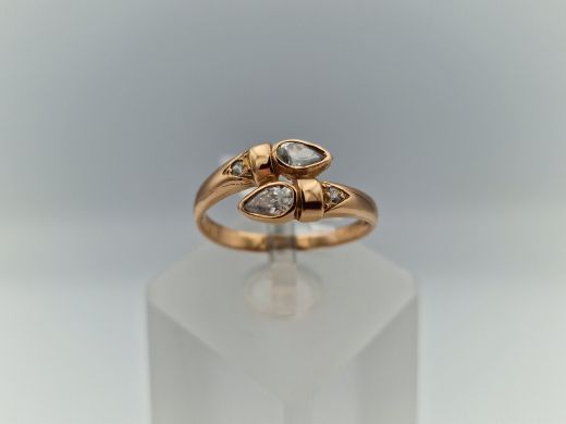 Золотое кольцо с цирконом, 2.1 г, разм. 17