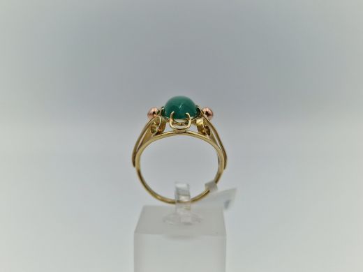 Zelta gredzens ar halcedonu, 4.28 g, izm. 17.5