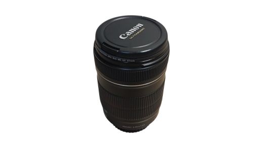 Canon Efs 18-135Mm