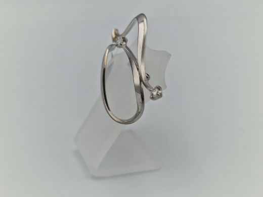 Gold brooch with diamond, 6.17 g