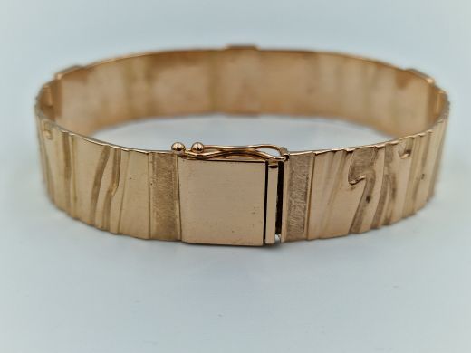 Zelta rokassprādze, 44.75 g, izm. 19