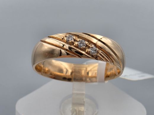 Золотое кольцо с бриллиантом, 3.90 г, разм. 17