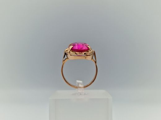 Zelta gredzens ar koraļļi, 6.28 g, izm. 17.5