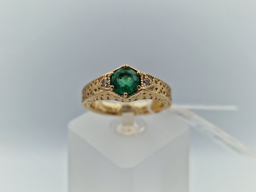 Zelta gredzens ar briljantu un smaragdu, 7.23 g, izm. 16.5