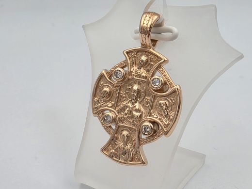 Gold cross with diamond, 9.23 g