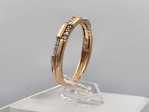 Gold ring with zircon, 1.75 g, size 17
