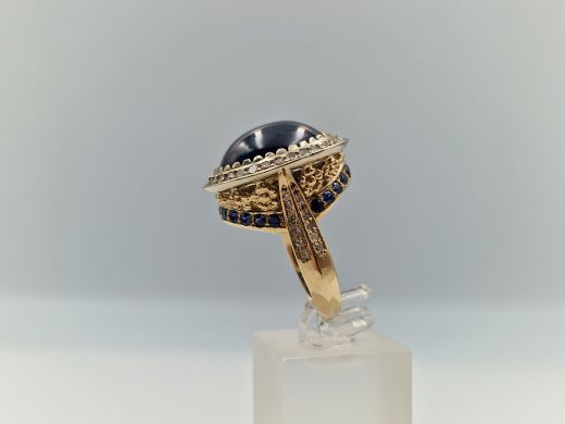 Zelta gredzens ar briljantu un safīru, 15.67 g, izm. 17.5