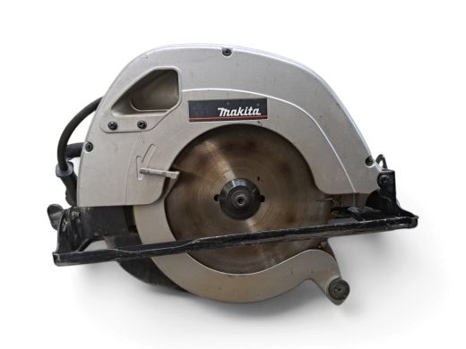 Makita 5704R