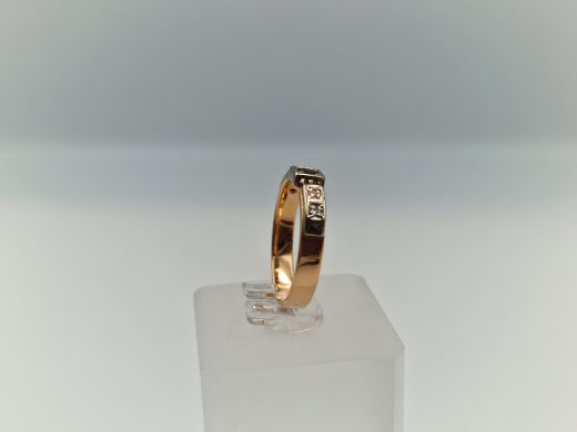 Золотое кольцо с бриллиантом и сапфиром, 3.59 г, разм. 18.5