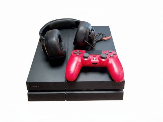 Sony Playstation 4 1024 gb