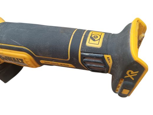 DeWALT Dcg405