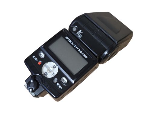 Nikon SpeedLight SB-80DX 