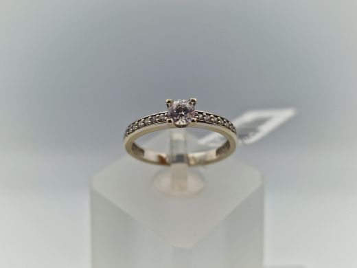 Zelta gredzens ar cirkoniju, 2.28 g, izm. 16