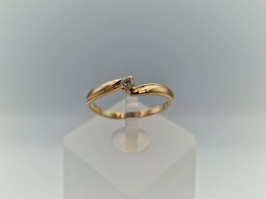 Золотое кольцо с бриллиантом, 1.4 г, разм. 17