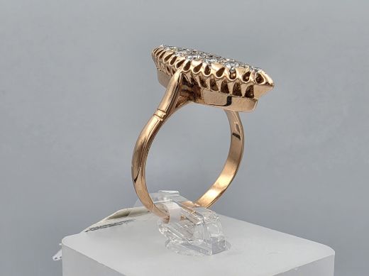Gold ring with diamond, 5.57 g, size 17.5