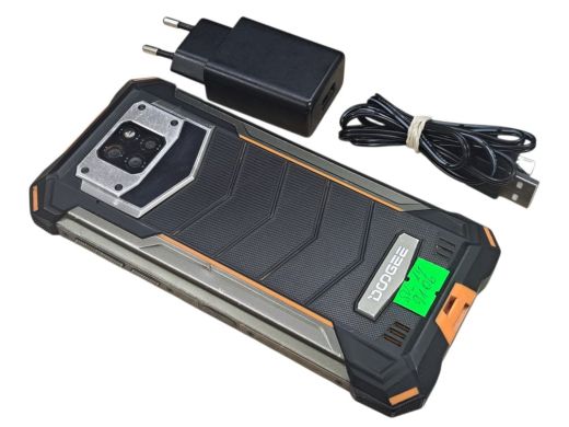 Mobilais telefons: Iebūvētā atmiņa: 128Gb, Nolietojuma pazīmes: Stipras; Komplektācija: lādētājs; 2 ; Parole / Pin 1 35.00000 kods: nav; Konts noņemts ?; Dogee s88 plus