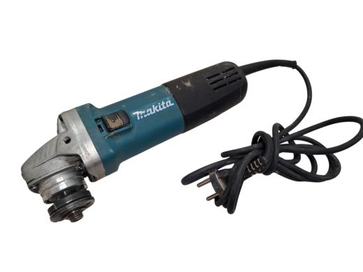Makita 9558HNR 