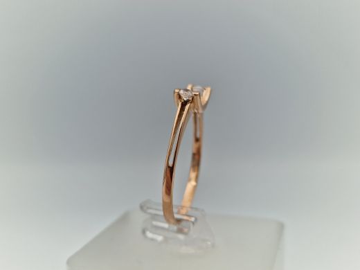 Золотое кольцо с цирконом, 1.8 г, разм. 18