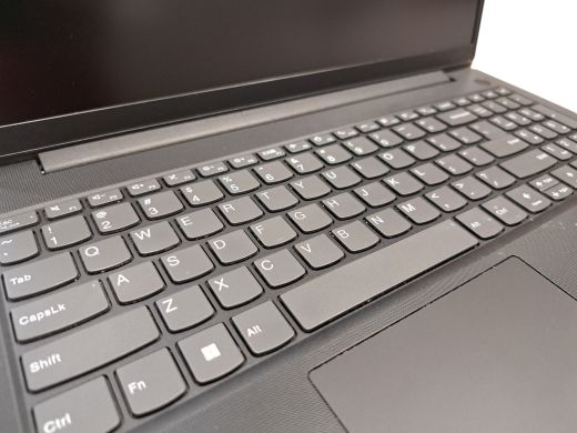 Lenovo V15 G4 0.5 gb