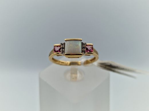 Zelta gredzens ar briljantu un topāzu, 2.08 g, izm. 17.5