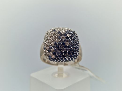 Zelta gredzens ar briljantu un safīru, 17.45 g, izm. 17.5