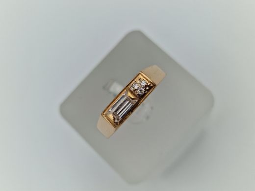 Zelta gredzens ar cirkoniju, 2.32 g, izm. 18.2