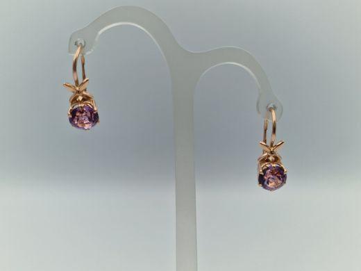 Золотые серьги с кораллом, 2.57 г