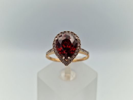 Zelta gredzens ar cirkoniju, 3.97 g