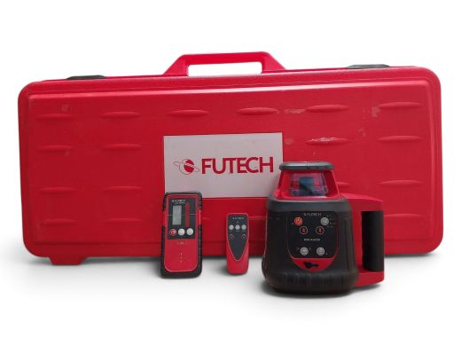 Futech Red Racer