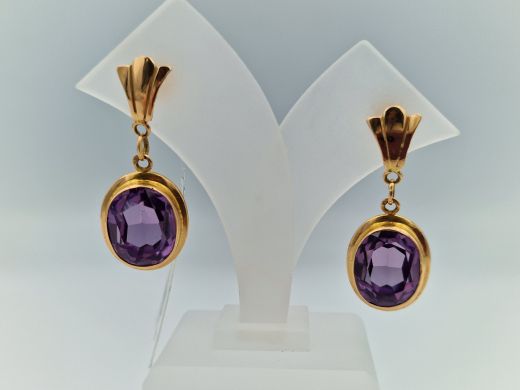 Золотые серьги с кораллом, 6.03 г