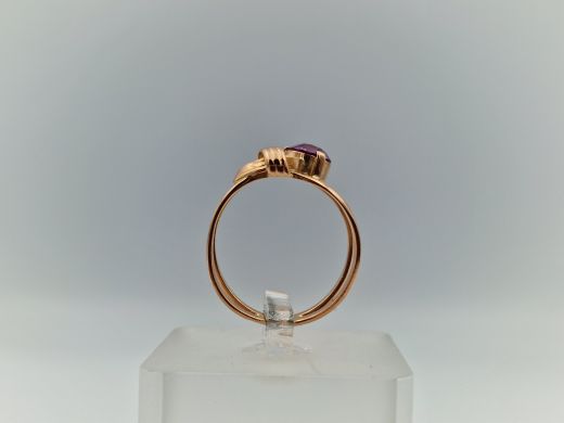 Золотое кольцо с кораллом, 2.59 г, разм. 17.5