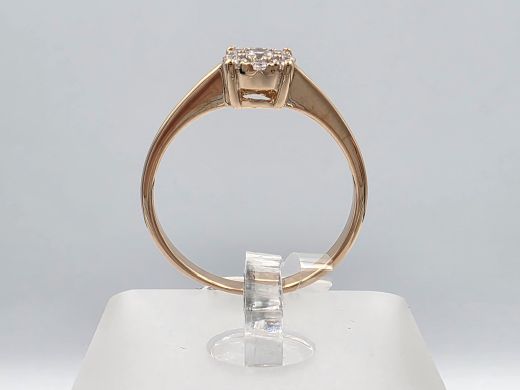 Gold ring with zircon, 2.22 g, size 17.5