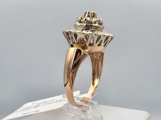 Золотое кольцо с бриллиантом, 3.79 г